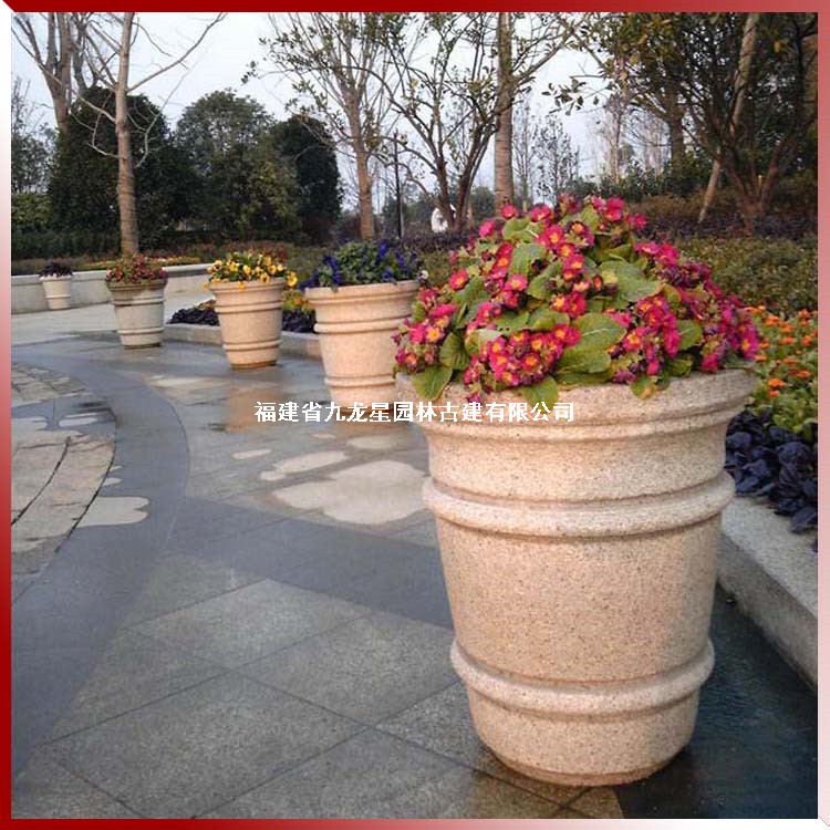 1616494641322974.jpg 石雕花缽圖片